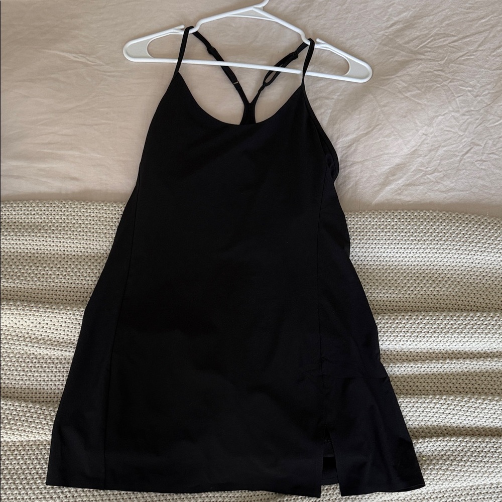 Aritzia TNA action workout dress